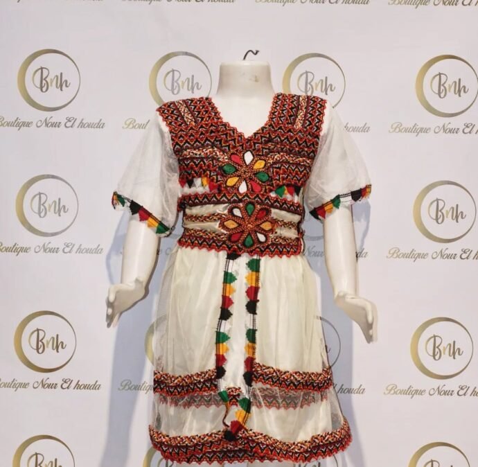 جبة قبايل تلبس 18 شهرا