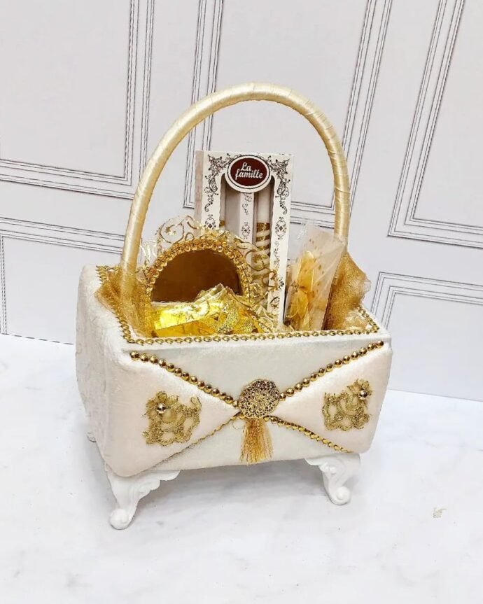 طبق حنة حجم صغير متكون من 6 قطع