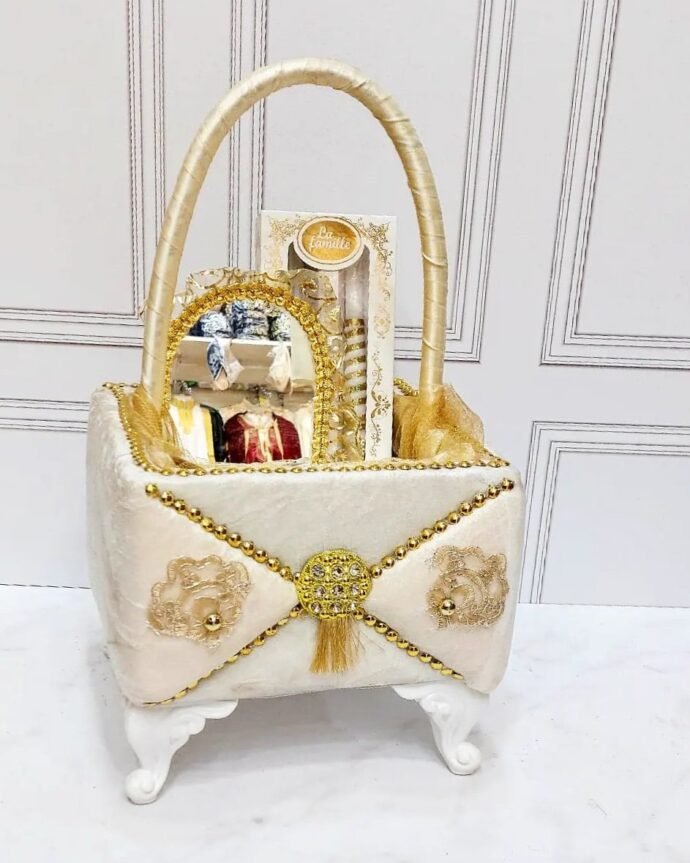 طبق حنة حجم صغير متكون من 6 قطع